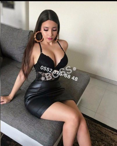 Cıvıl-cıvıl esmer escort Rahime